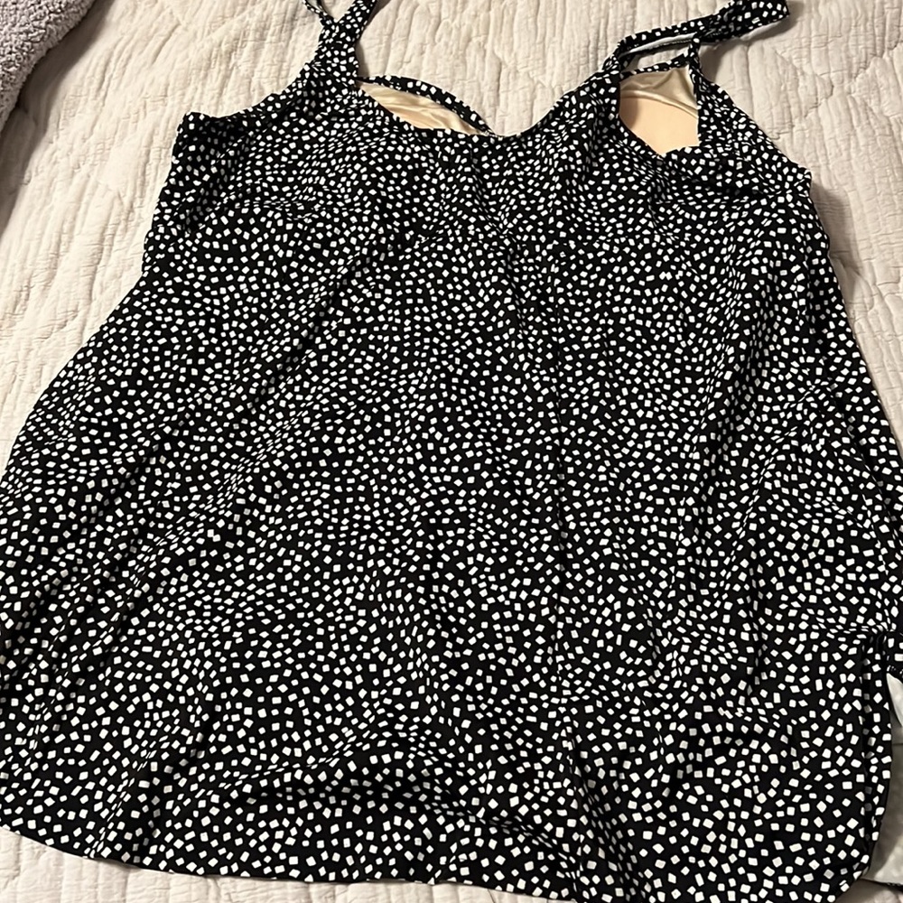 Ladies Swimsuit - Picture 4 of 4